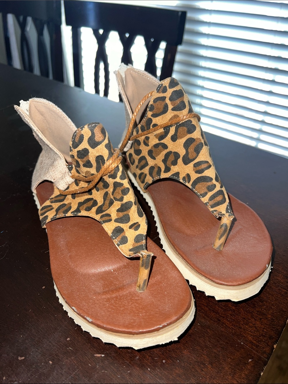 Leopard Print Thong Sandals for Women - Brown